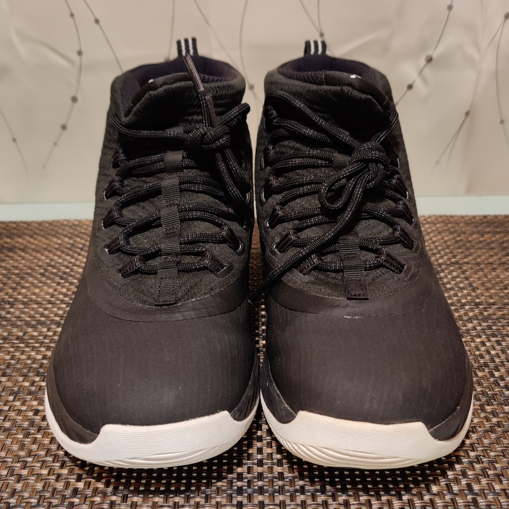 Jordan Fly 2 - Picture 2 of 6